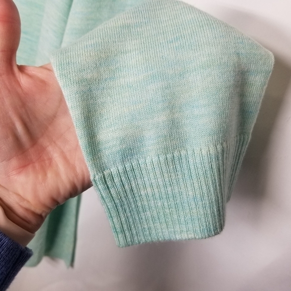 Eileen Fisher NWOT  Merino Wool Mint Knit Side Slits Size Medium - Picture 3 of 9
